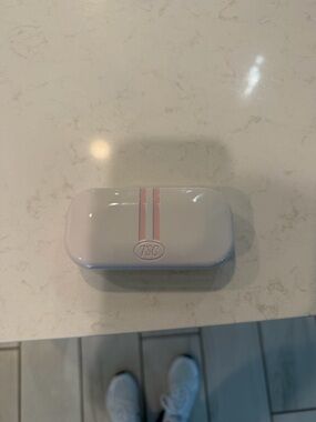 TSC White and Pink Portable Eyewear Case